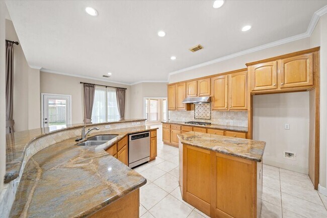 Building Photo - 4610 Sterling Wood Way