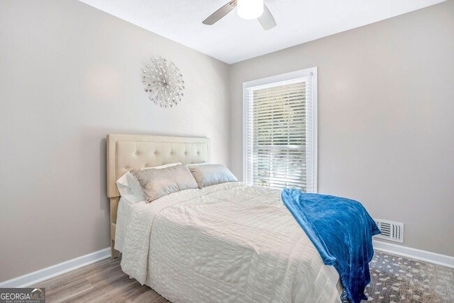 Building Photo - 6741 Gano Dr