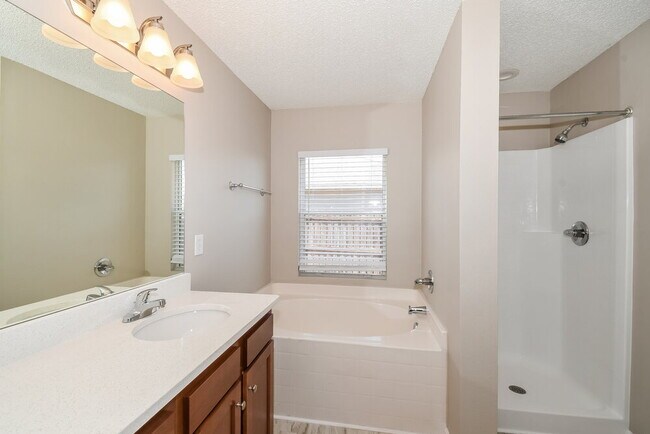 Building Photo - 8628 Springtree Road