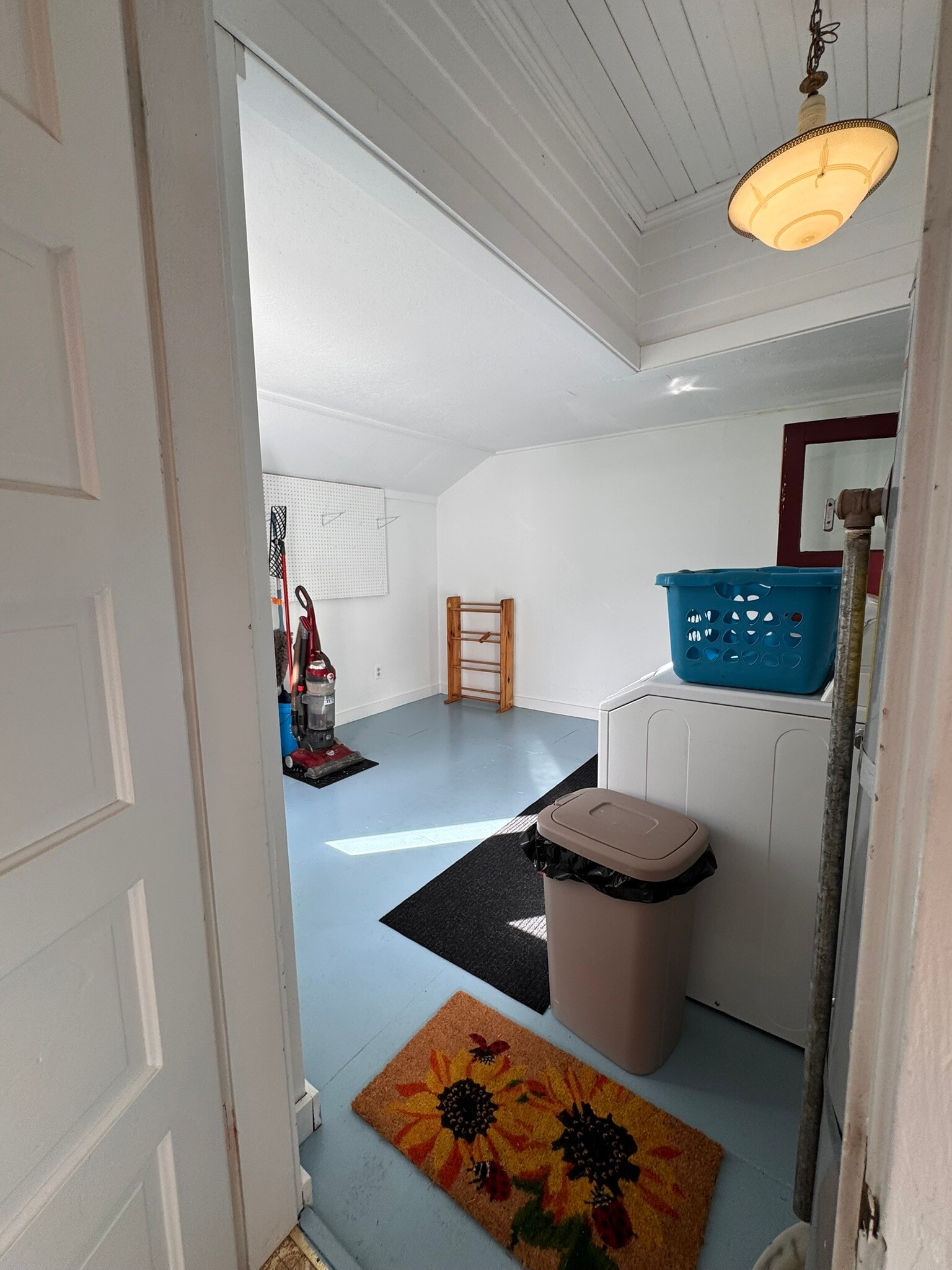 Landry Room/Office Nook - 95389 Haynes Way Ln