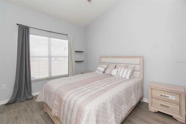 Building Photo - 10020 Tate Ln