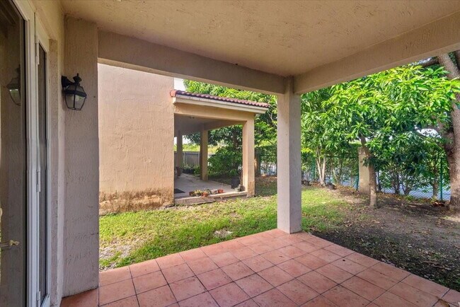 Building Photo - Southwest 166th Court, Miami, FL 33193 - 4 BR 3 BA single-family home