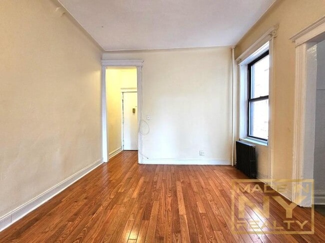 Primary Photo - 1 bedroom in ASTORIA NY 11103