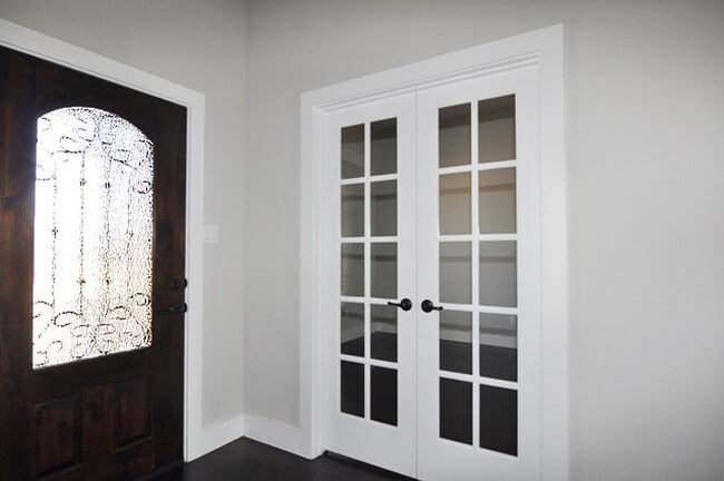 Building Photo - Fantastic 4-3-3 in Weatherford, Azle ISD!