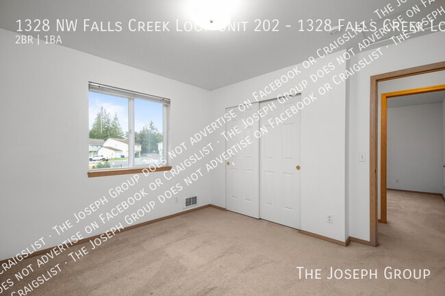 Building Photo - 1328 NW Falls Creek Loop