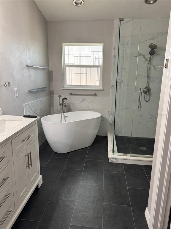 Building Photo - 6616 Watson Rd