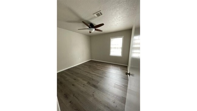 Building Photo - 606 Marshall St