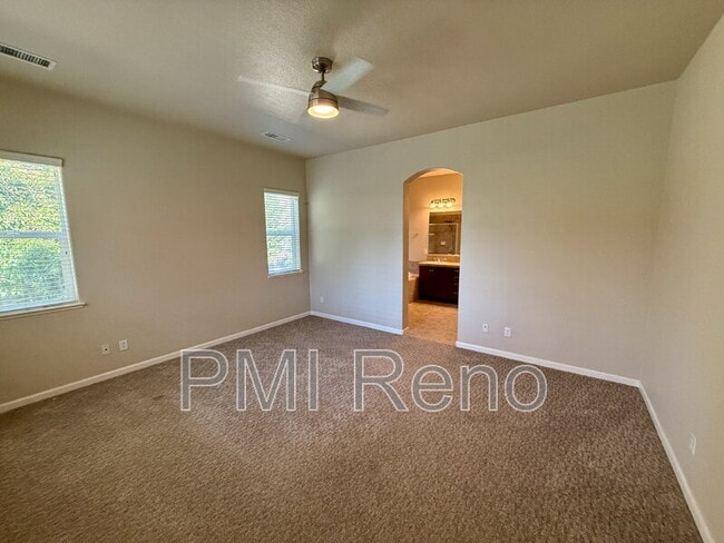 Building Photo - 10290 Cavalry Cir