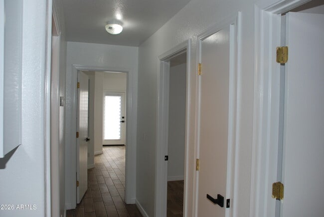 Building Photo - 249 W Grovers Ave