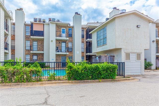 Building Photo - 7621 McCallum Blvd