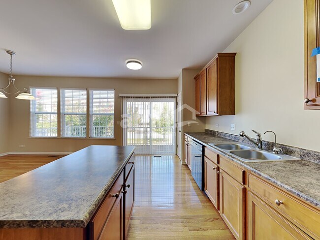 Building Photo - 209 Comstock Dr