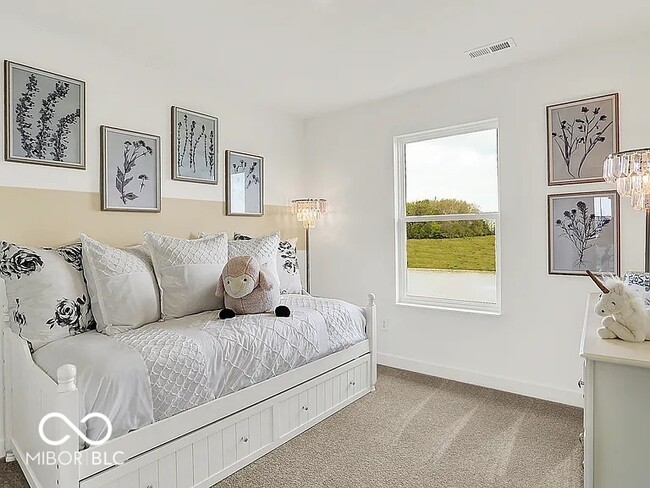 Building Photo - 2868 Woods Edge Dr