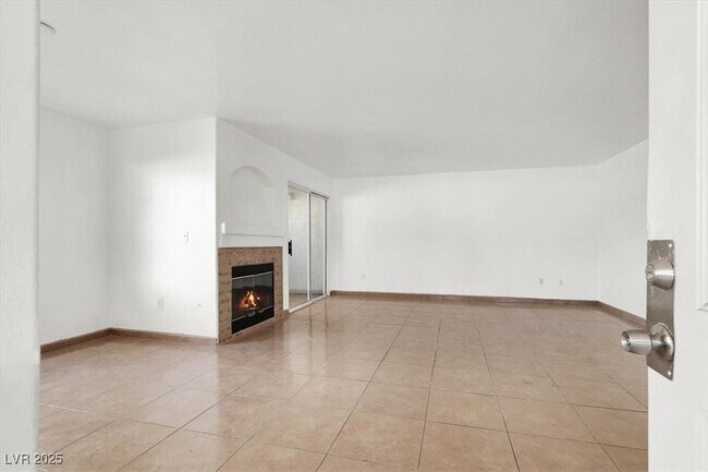 Primary Photo - 4404 W Lake Mead Blvd