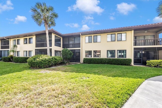 Building Photo - 5172 Lake Village Dr