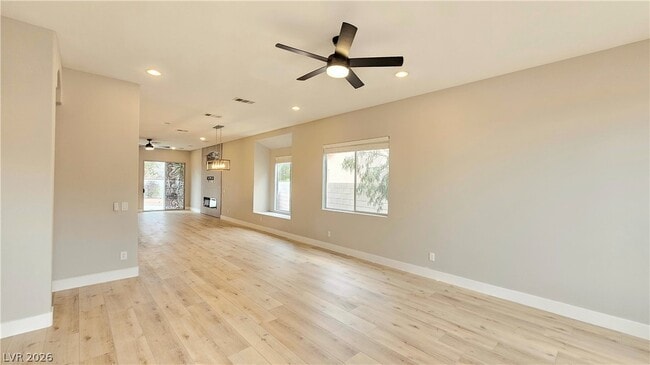 Building Photo - 1948 Kachina Mountain Dr