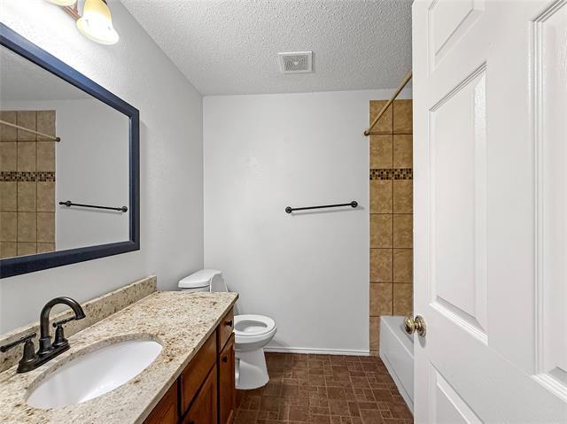 Building Photo - 2708 Crystal Falls Dr