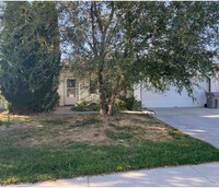 Building Photo - 11555 W Crested Butte Ave