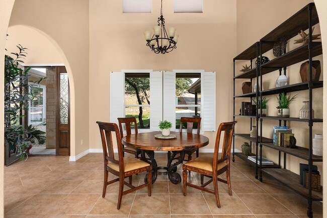Building Photo - 1472 Kings Cove Dr