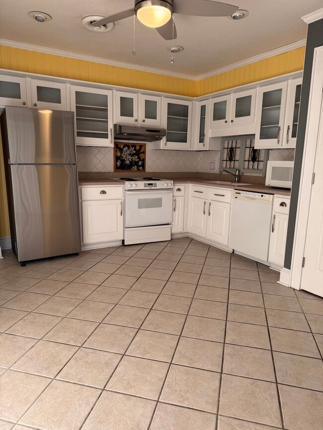 Building Photo - 1c Port W Ct