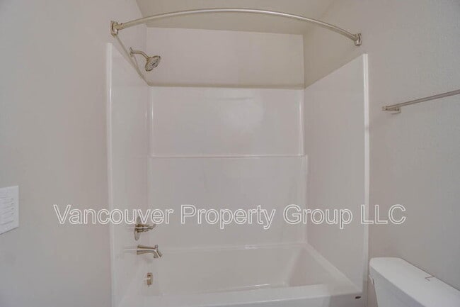 Building Photo - 313 E Caribou Ct