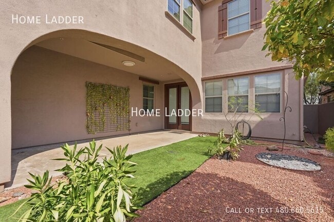 Building Photo - 9274 E Desert Park Dr
