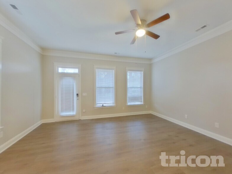 Building Photo - 6607 Park Meadows Pl