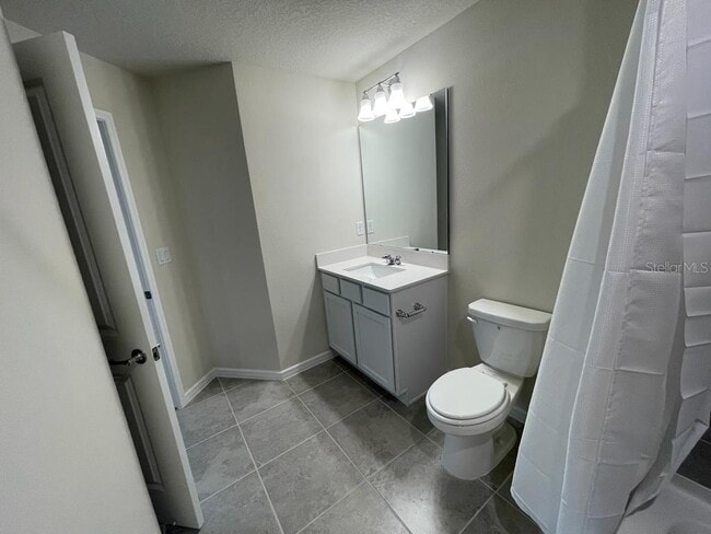 Building Photo - 1998 Canny Cv