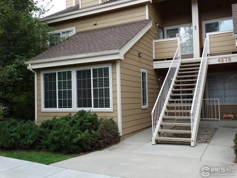 Building Photo - 4879 White Rock Cir