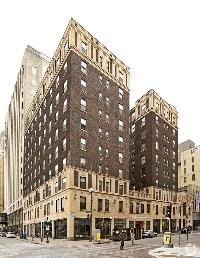 Primary Photo - Lowry Apartments
