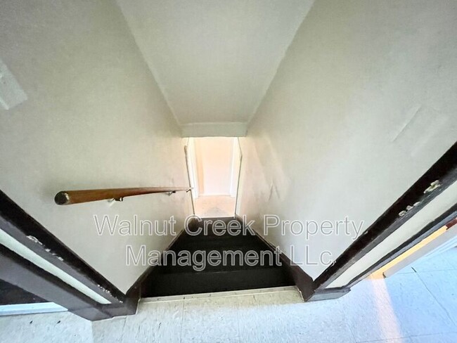 Building Photo - 1639-1639 E 31st St