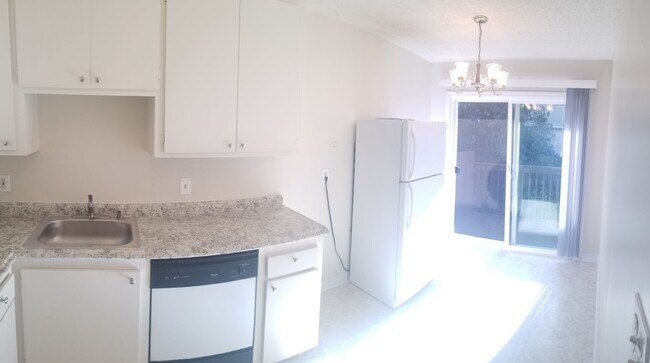 Building Photo - Utilities Included! Hayward 2-Bedroom with On-Site Laundry & Parking