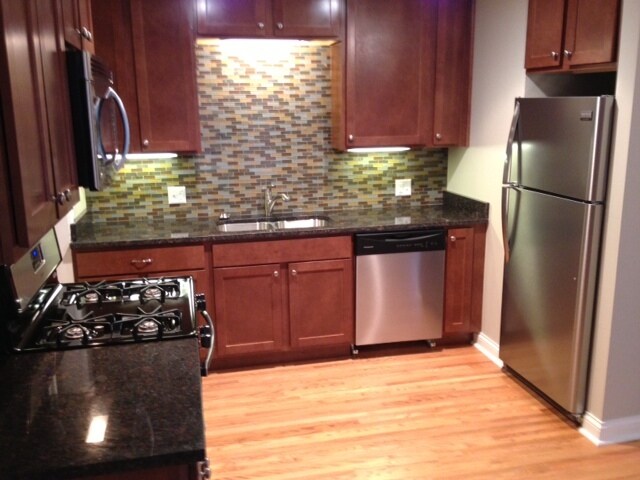 Building Photo - 2832 Texas Avenue South