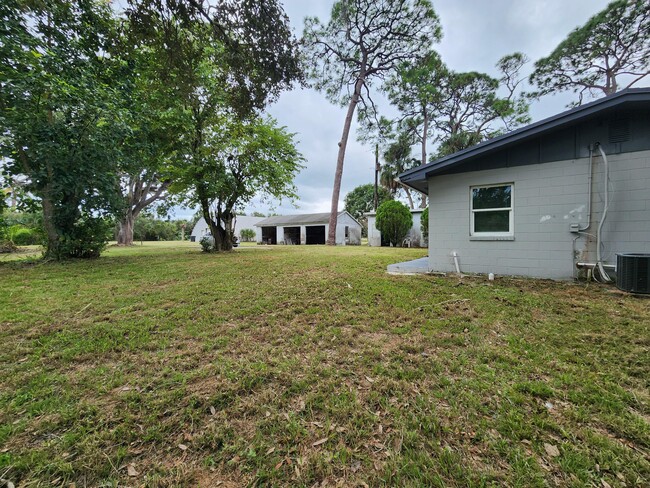 Building Photo - 4910 Ralls Dr