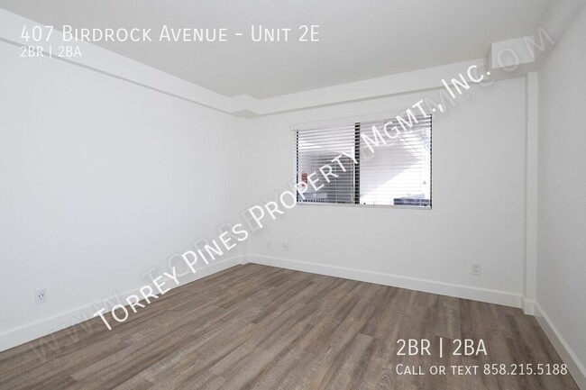 Building Photo - 2 Bedroom with W/D in Unit in a Beautiful ...