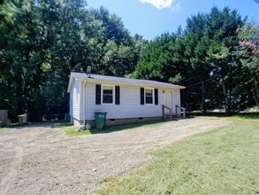 Building Photo - 564 McAbee Rd
