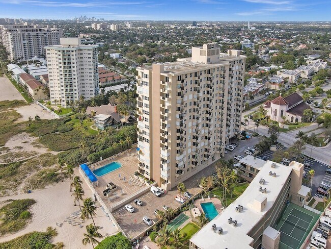 Building Photo - 2000 S Ocean Blvd