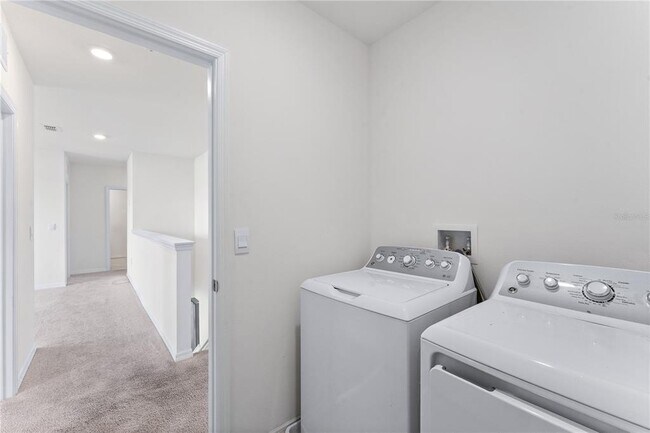 Building Photo - 5038 Foxglove Cir