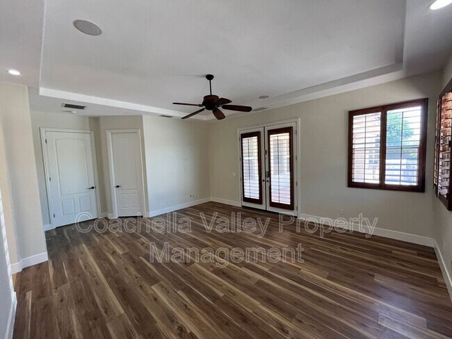 Building Photo - 135 Tesori Dr