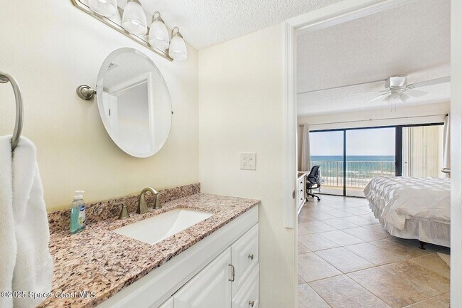 Building Photo - 55 N 4th St