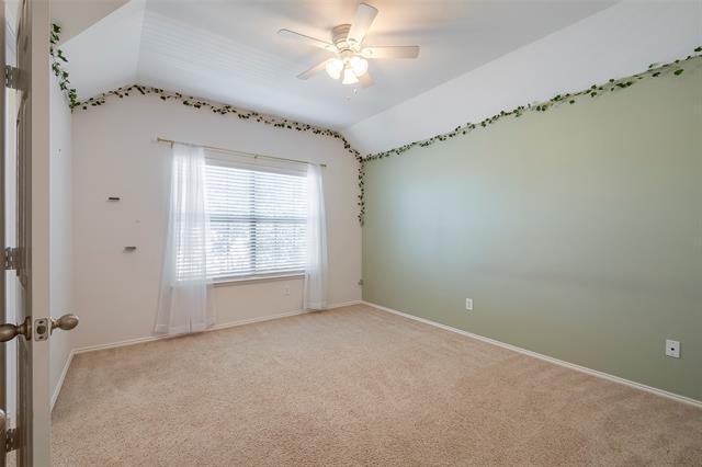 Building Photo - 15521 Landing Creek Ln