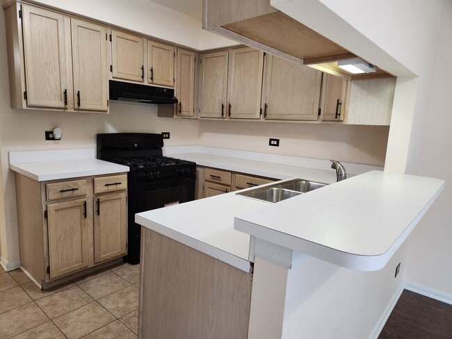 Building Photo - 4780 Amber Cir