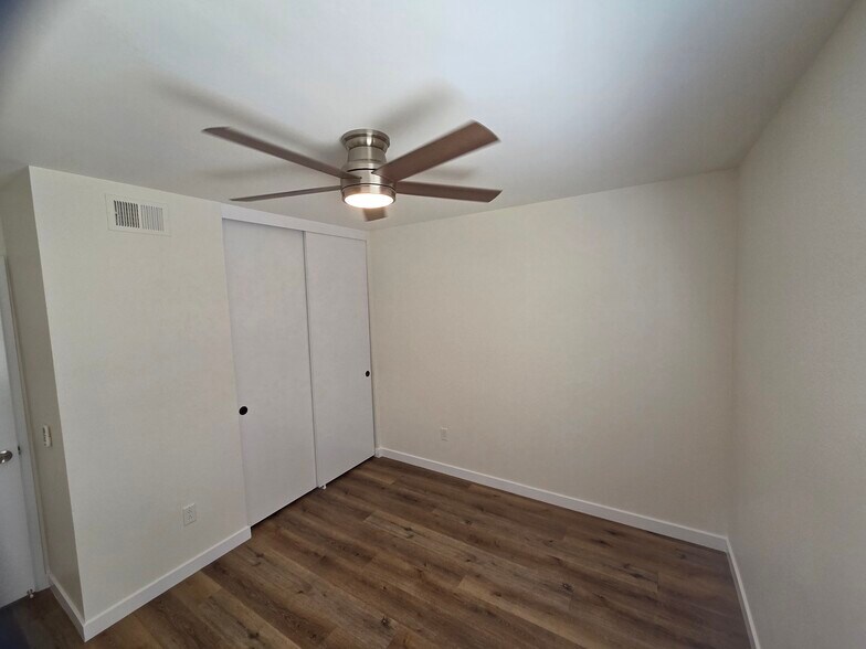 Building Photo - 9528 Bayamon Rd