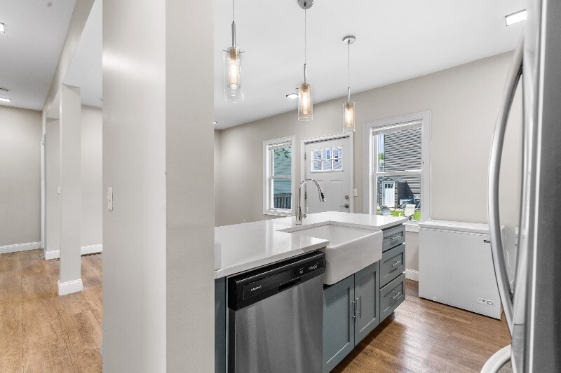 Building Photo - 14 Trenton St