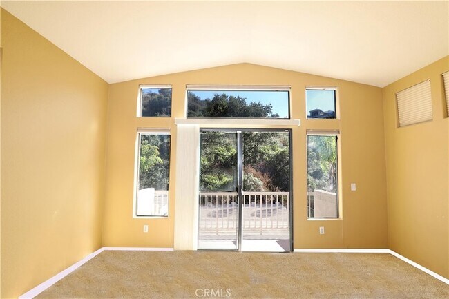 Building Photo - 2760 Hidden Hills Way W