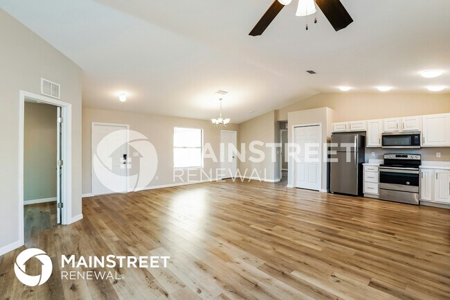 Building Photo - 3800 34th St SW