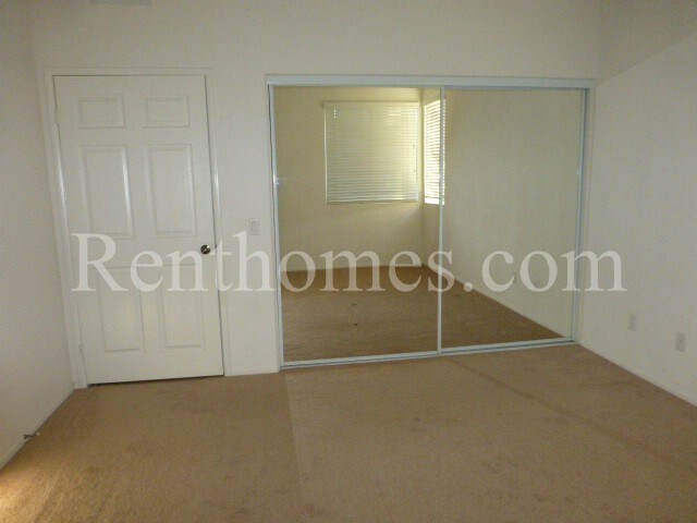 Building Photo - 3216 Canyon View Dr