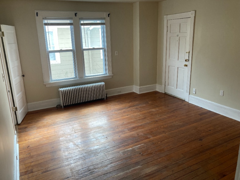 Building Photo - 23 Park Pl