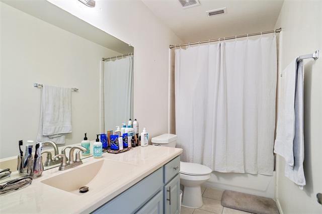 Building Photo - 8652 Fernhill Dr
