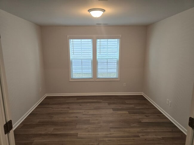 Building Photo - New build 3 bed 2.5 bath house in Pinecrest Subdivision