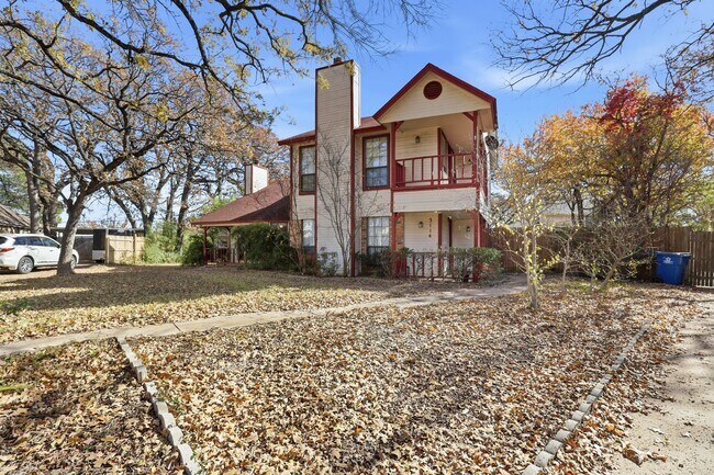 Building Photo - Great in Grapevine